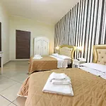 New Sayonara Hotel