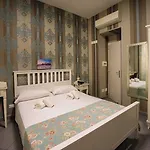 Hotel New Sayonara Neapol