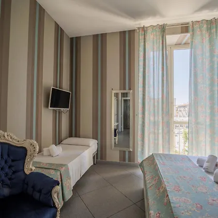 酒店 New Sayonara 3*