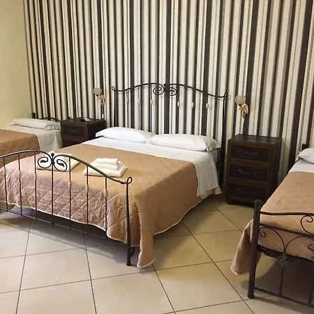 酒店 New Sayonara 3*