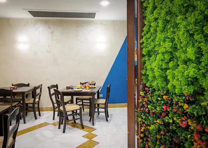 Hotel New Sayonara Neapol