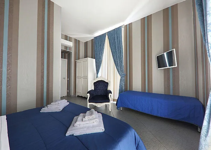Hotel New Sayonara Neapol